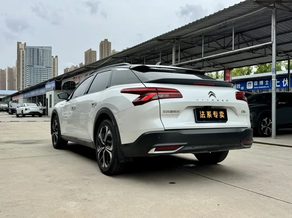Citroen Versailles C5 X 1.6T Extraordinary 2022 — миниатюра 4