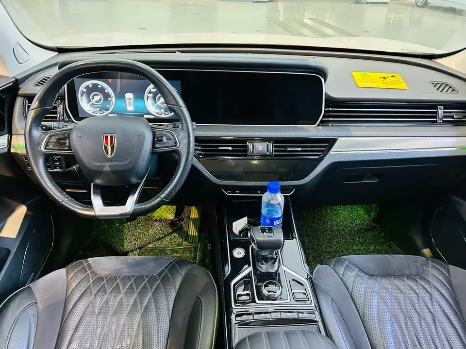 Hongqi HS5 Hongqi HS5 2022 2.0T Zhilian Flagship 4WD Edition 2023 — миниатюра 4