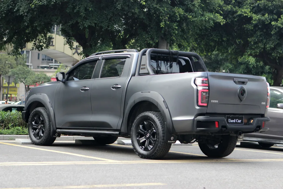 Great Wall gun off-road version 2.0T gasoline automatic four-wheel drive Everest version GW4C20B 2023 — миниатюра 2