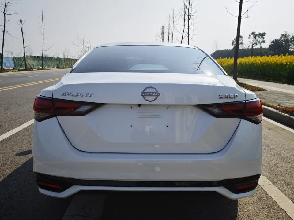 Nissan Sylphy 1.6L CVT Enjoy Edition 2024 — миниатюра 2