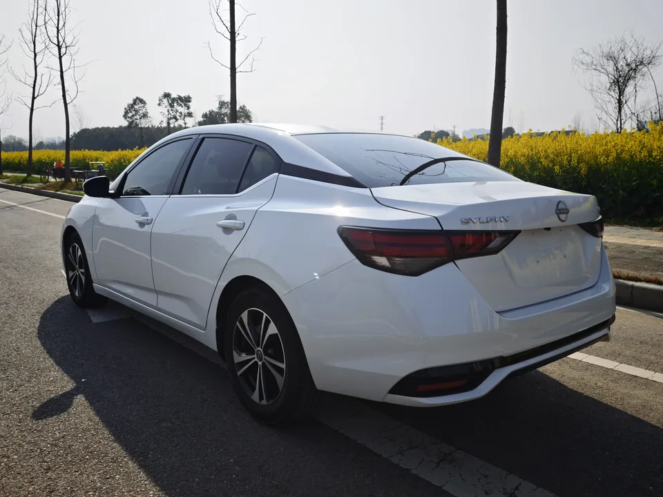 Nissan Sylphy 1.6L CVT Enjoy Edition 2024 — миниатюра 4
