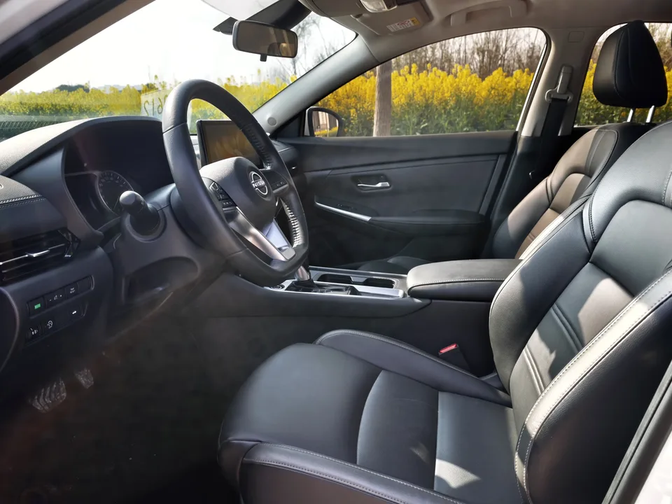 Nissan Sylphy 1.6L CVT Enjoy Edition 2024 — миниатюра 5