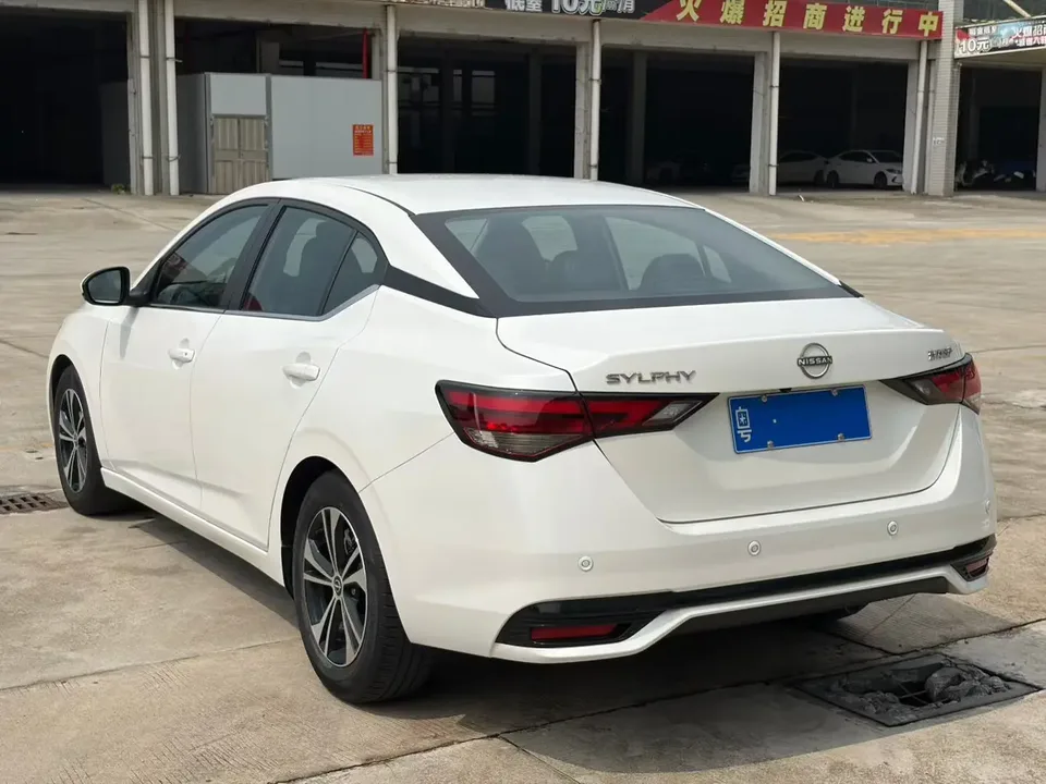 Nissan Sylphy Sylphy 2023 1.6L CVT Intelligent Driving Edition 2024 — thumbnail 4