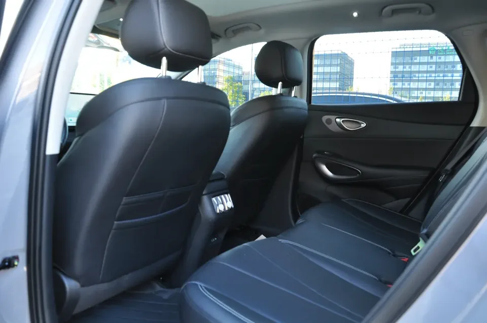 BYD Sea Lion 05 EV 520KM Intelligent Navigation Edition 2025 — миниатюра 3