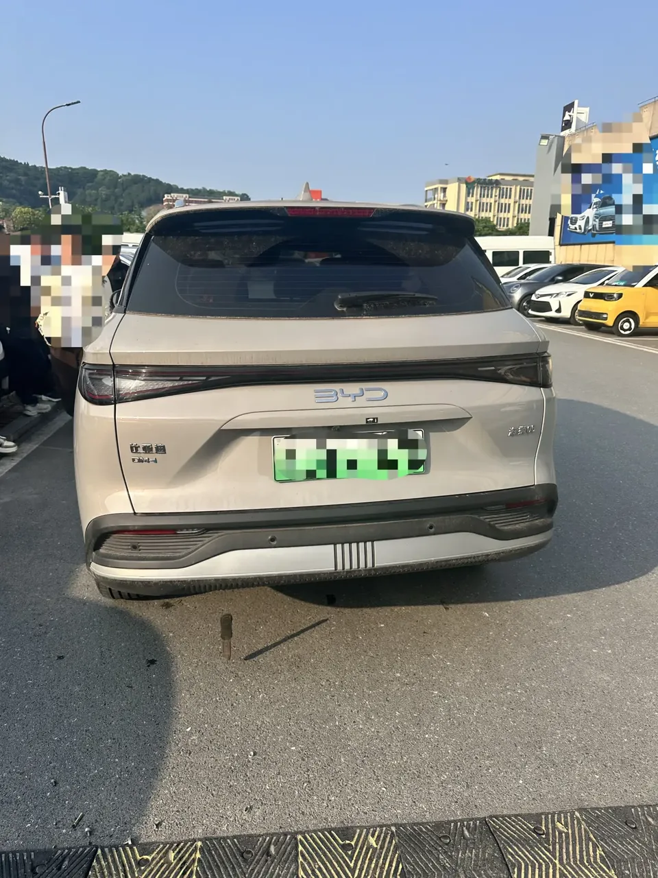 BYD Sea Lion 05DM Sea Lion 05DM 2025 DM-i 115KM Premium Edition 2024 — миниатюра 2