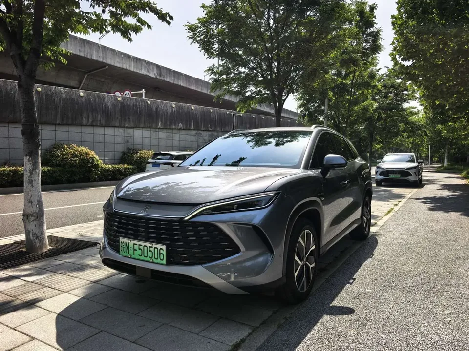 BYD Song L DM 2025