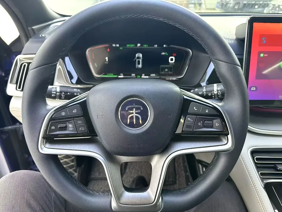 BYD Song PLUS DM DM-i 110KM 2WD Flagship PLUS 2022 — миниатюра 5