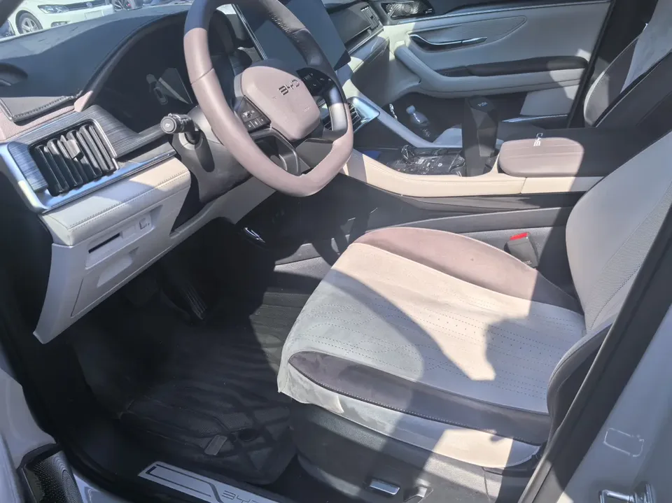 BYD Song PLUS DM Intelligent Driving Edition DM-i 160KM Flagship Model 2025 — миниатюра 4