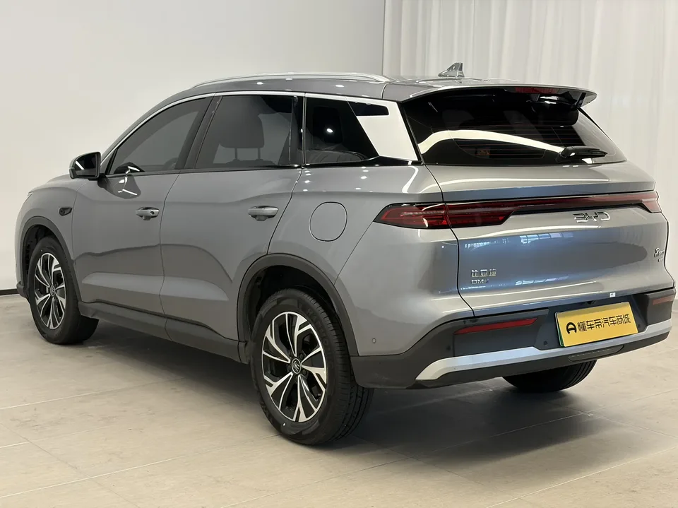 BYD Song Pro DM Second Generation Intelligent Driving Edition DM-i 75KM Leading Edition 2025 — миниатюра 5