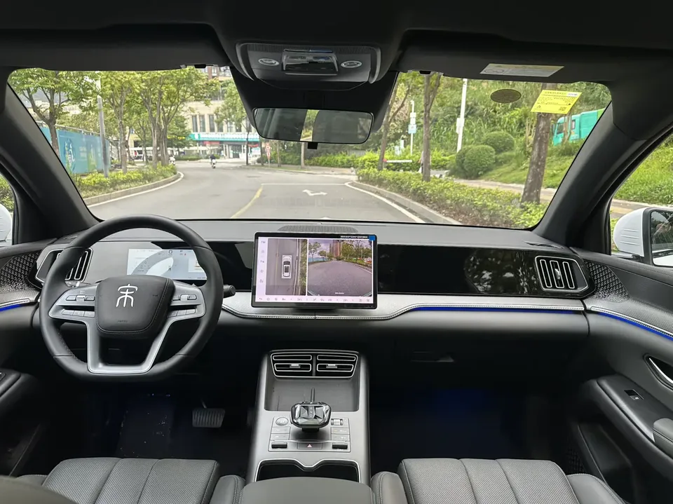 BYD Song Pro DM Second Generation Intelligent Driving Edition DM-i 115KM Beyond Edition 2025 — миниатюра 3