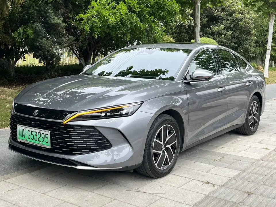 BYD Qin L DM 2025