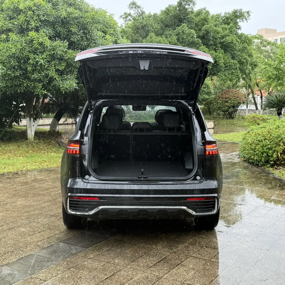Geely Monjaro Geely Xingyue L 2026 2.0TD High-Power Automatic Two-Wheel Drive Oriental Star Edition 2025 — миниатюра 4