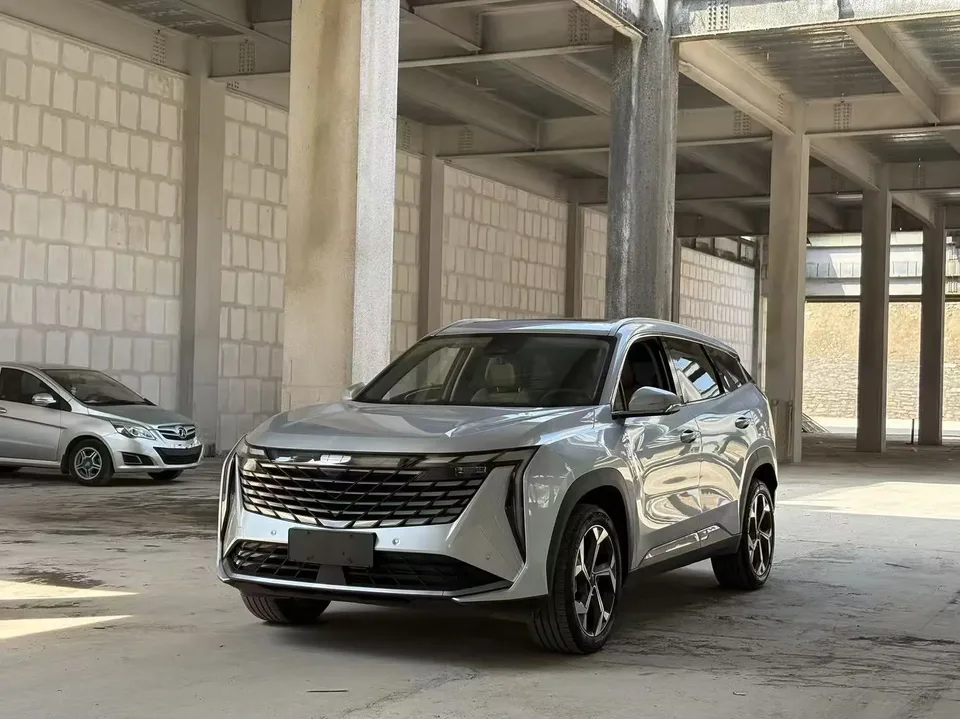 Geely Atlas L 1.5TD DCT Longteng Edition 2024 — фото 1, купить с доставкой в Москву