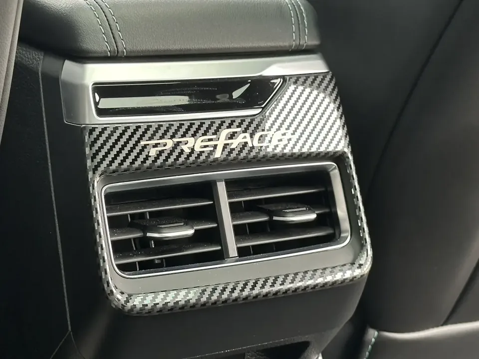 Geely Xing Rui Xingrui 2023 2.0T only available in green version 2022 — миниатюра 3