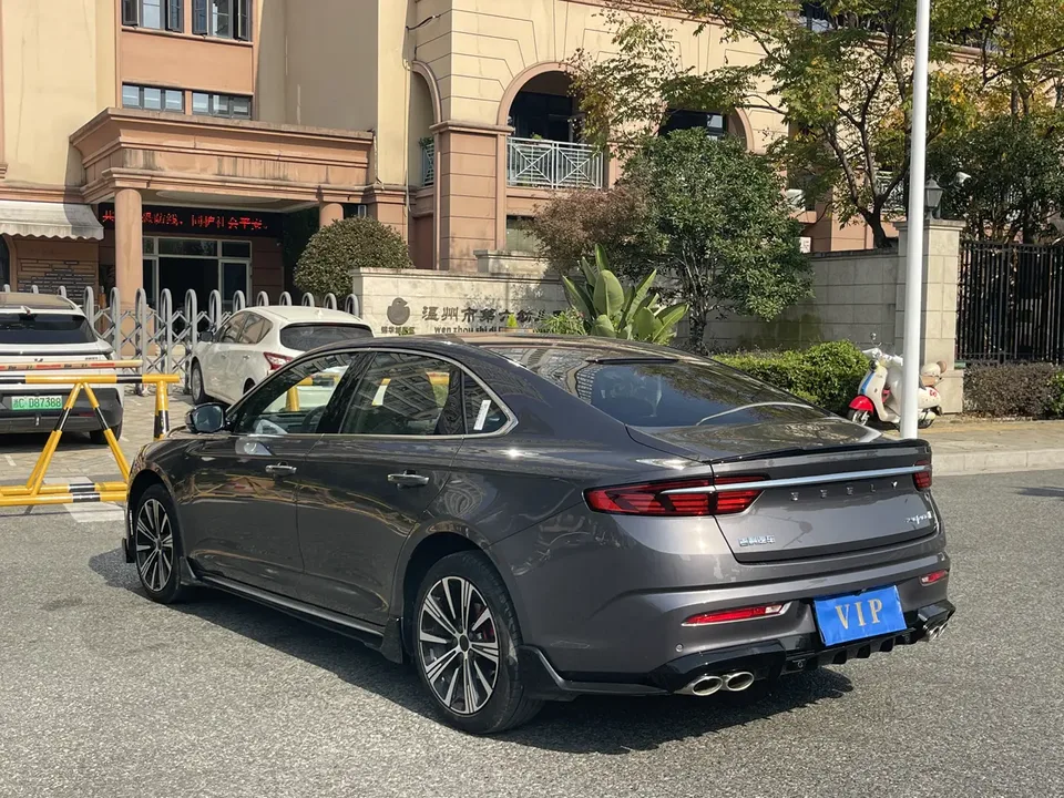 Geely Preface Xing Rui 2025 Xingrui 2025 2.0T DongfangyaoMoon-gazing Edition 2024 — миниатюра 2