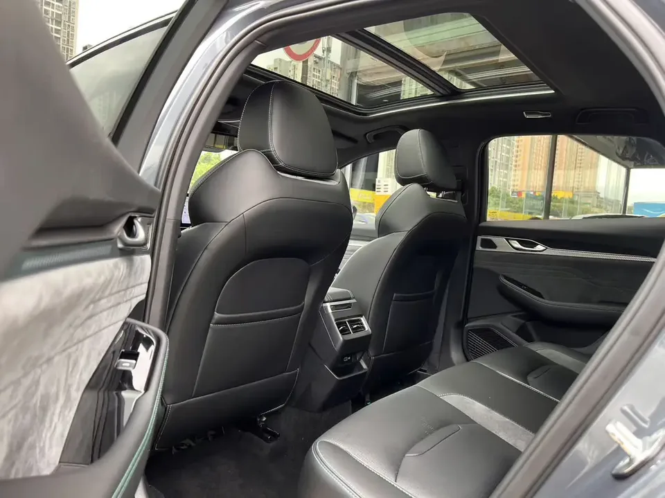 Geely Xing Rui Xingrui 2023 2.0T only available in green version 2023 — миниатюра 3