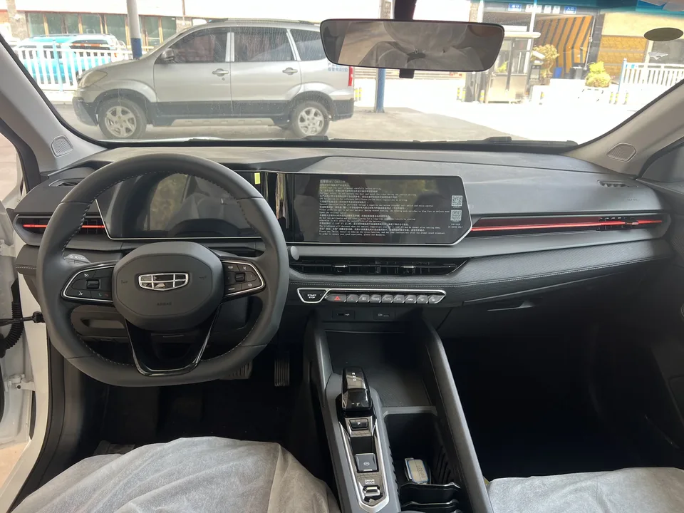 Geely Binrui Binrui 2024 Binrui COOL 1.5T DCT Longteng Edition 2026 — thumbnail 3