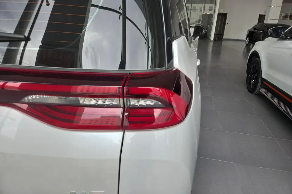 GAC Trumpchi M6 Pro 270T Automatic Deluxe Edition 2022 — миниатюра 4