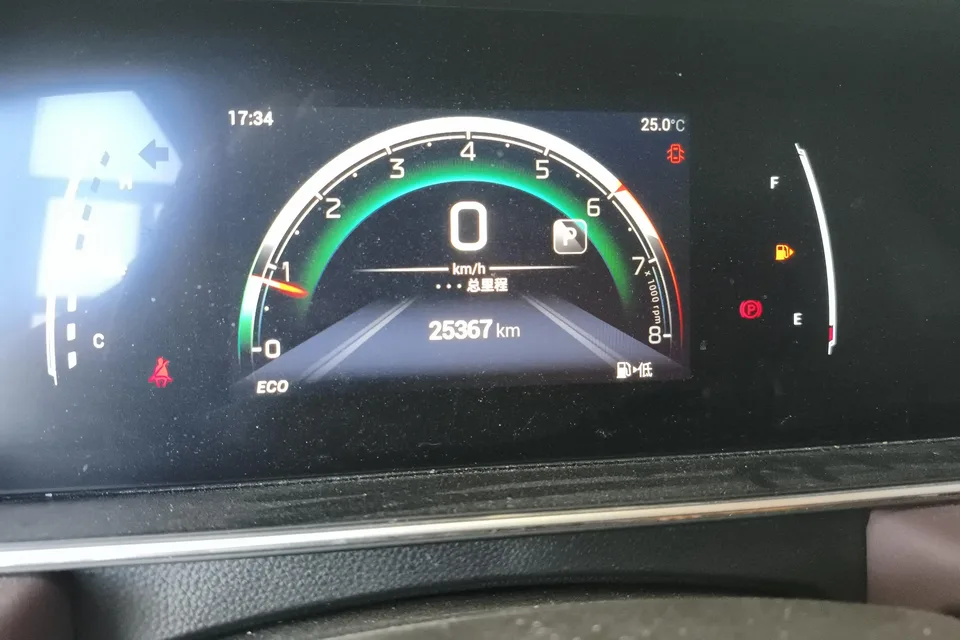 GAC Trumpchi M6 Trumpchi M6 2023 PRO 270T WDCT Luxury Edition 2024 — миниатюра 3