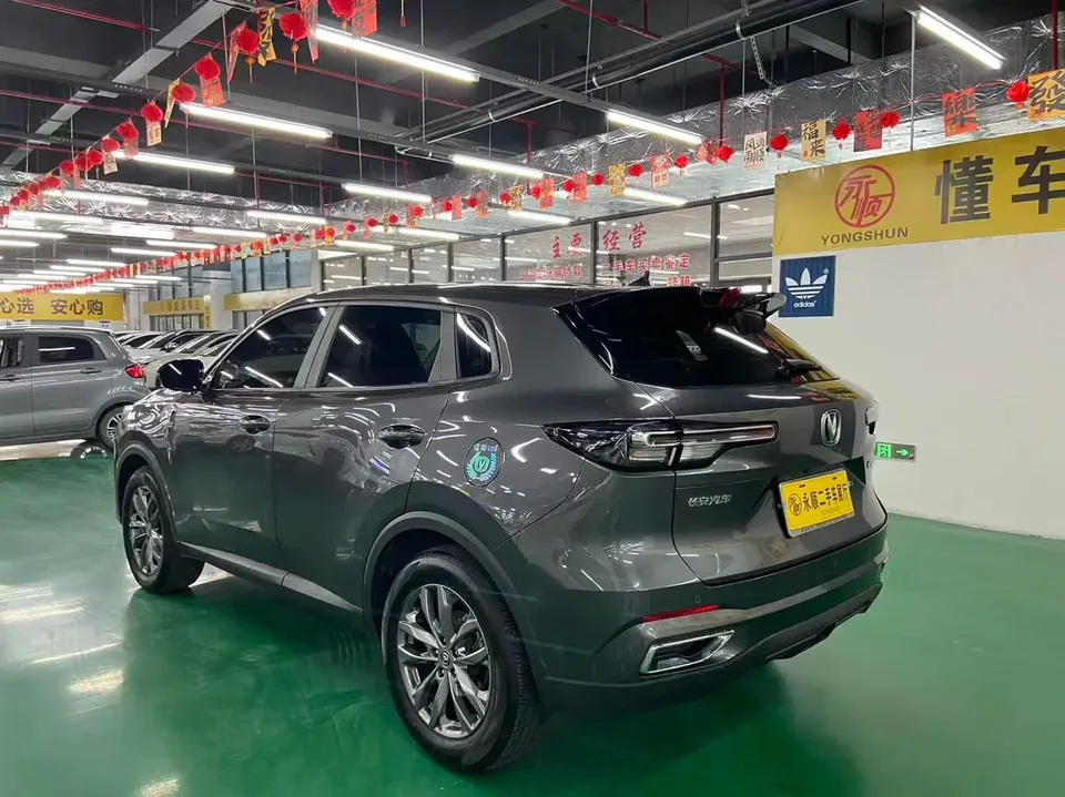 Changan CS55 Plus Second Generation 1.5T DCT Light Year Edition 2023 — миниатюра 4