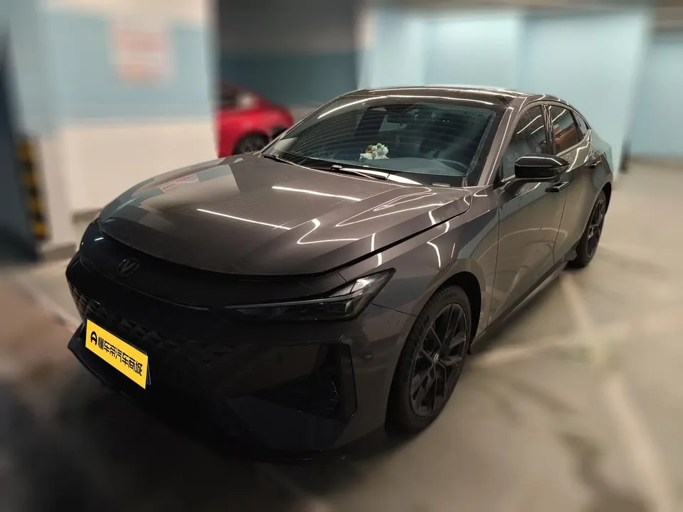 Changan UNI-V 2024