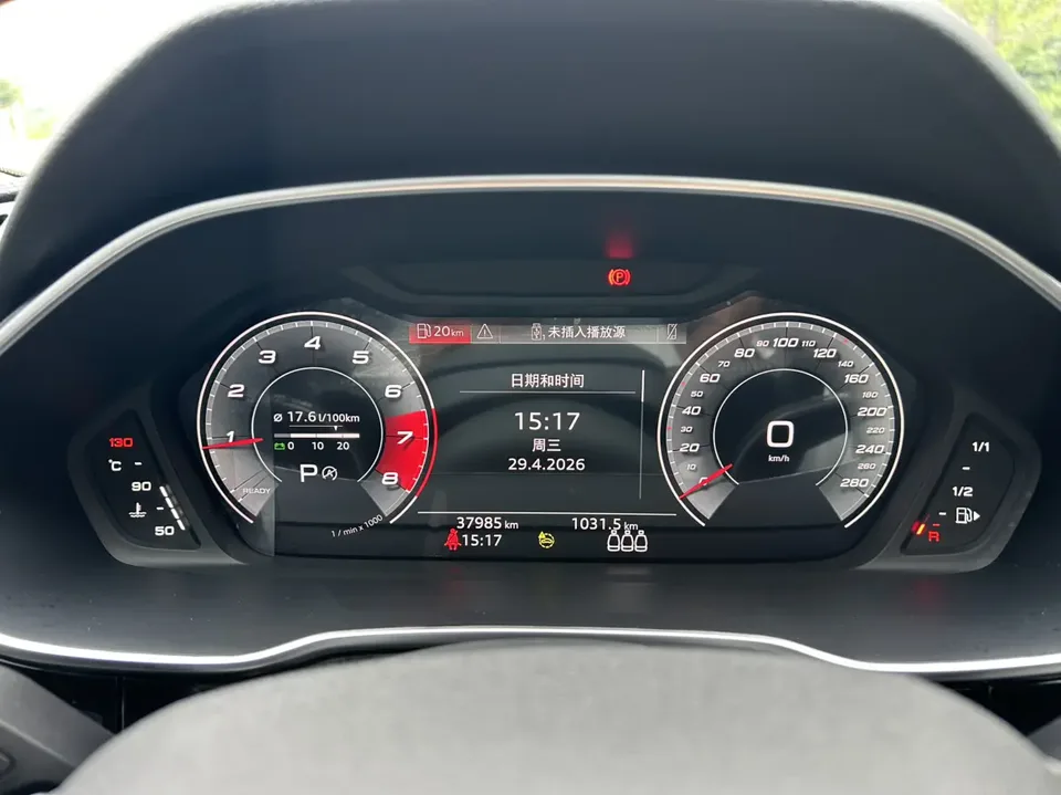 Audi Q3 Audi Q3 2022 35 TFSI Fashionable and Dynamic 2022 — миниатюра 3