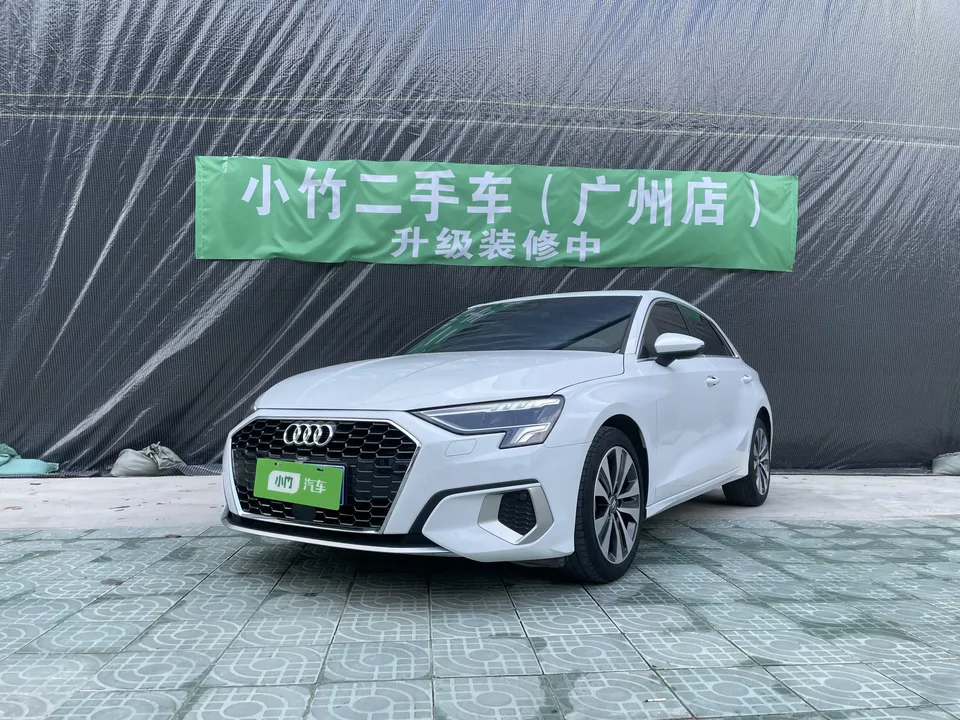 Audi A3 Sportback 35 TFSI Enterprising and Elegant Model 2023 — фото 1, купить с доставкой в Москву