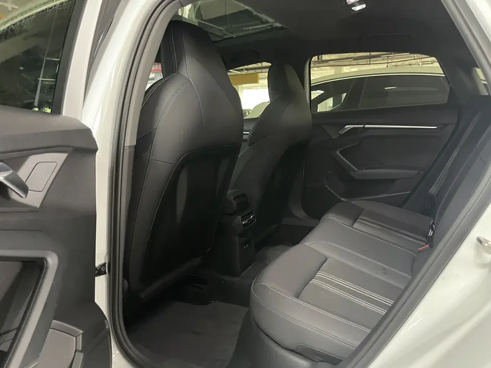 Audi A3 A3L Limousine 35 TFSI Fashion Sports 2022 — миниатюра 3