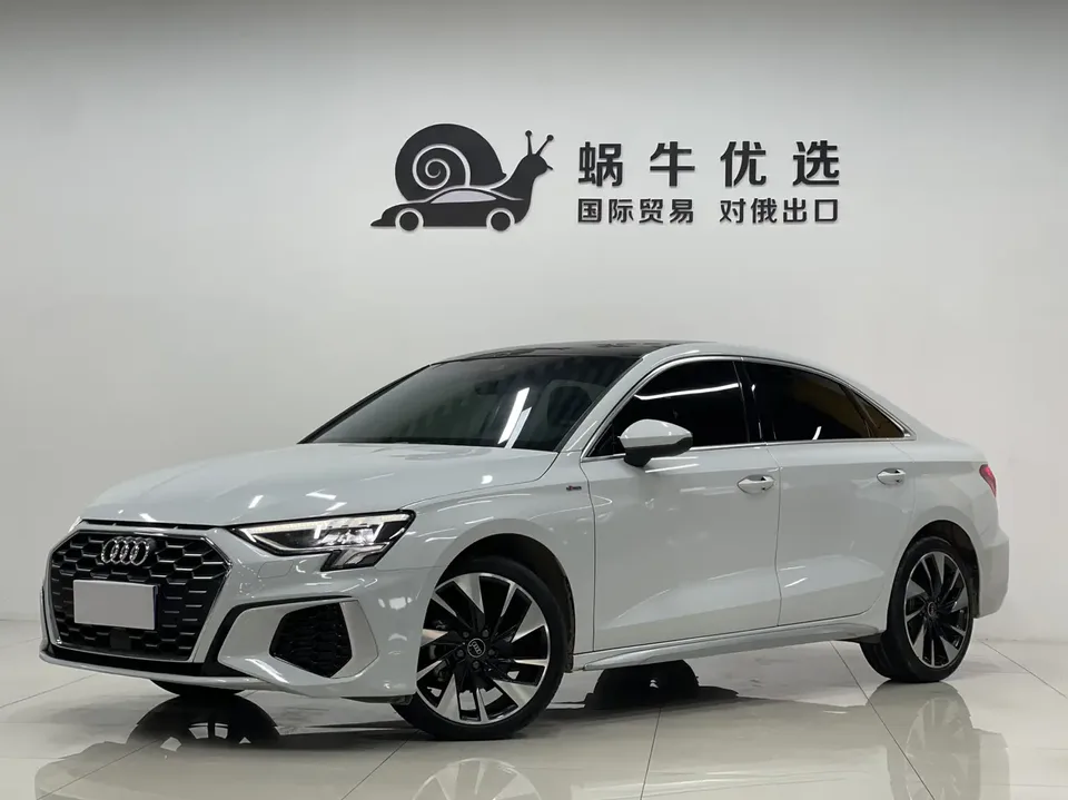 Audi A3 A3L Limousine 35 TFSI Fashion Sports 2022 — фото 1, купить с доставкой в Москву