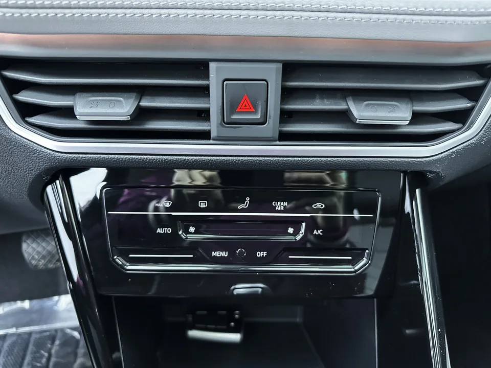 Volkswagen Tayron Tanyue 2023 280TSI 2WD Luxury Plus Advanced Edition 2022 — миниатюра 2