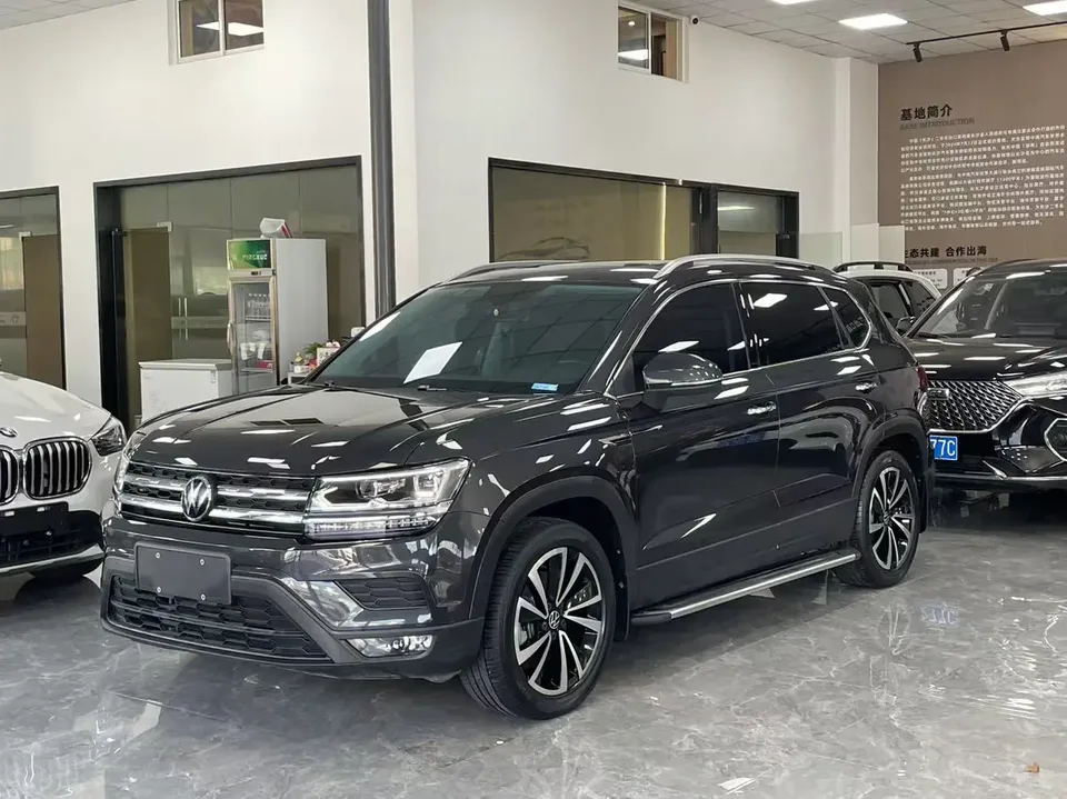 Volkswagen Tharu 280TSI 2WD Luxury Edition 2022 — фото 1, купить с доставкой в Москву