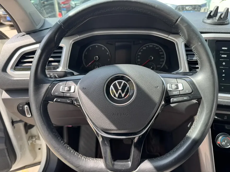 Volkswagen T-Roc Tanyue 280TSI DSG 2WD Elite PLUS 2023 — миниатюра 4