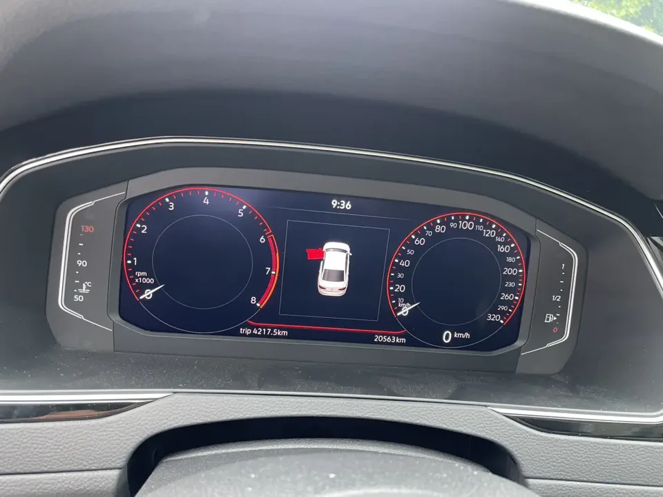 Volkswagen Magotan Magotan 2023 2 million commemorative edition 330TSI DSG luxury model 2023 — миниатюра 3