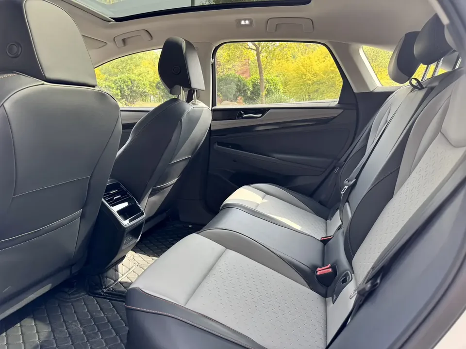 Volkswagen ID.7 VIZZION ID.7 VIZZION 2024 AIR version 2024 — миниатюра 3