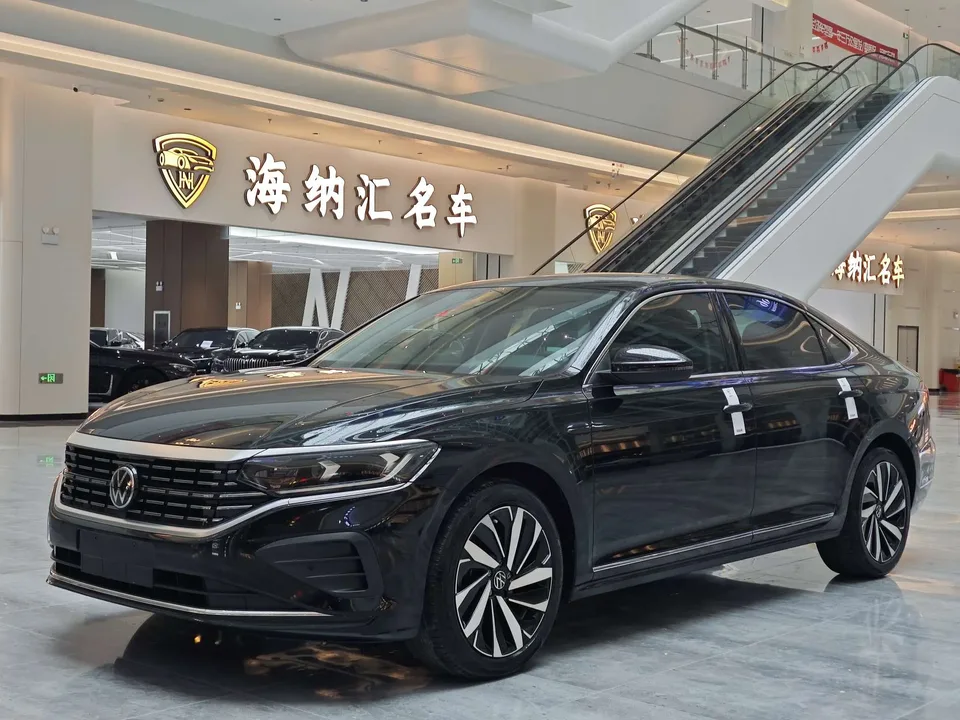 Volkswagen Passat 2024