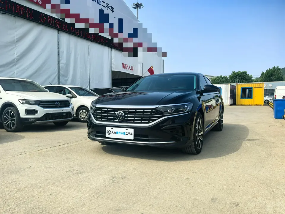 Volkswagen Passat 2023