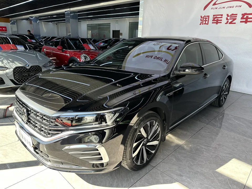 Volkswagen Passat 2025