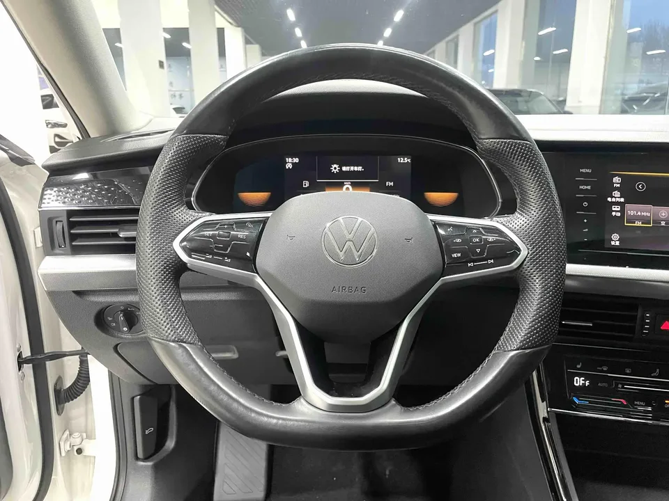 Volkswagen Passat Passat 2023 280TSI Business Edition 2022 — миниатюра 5