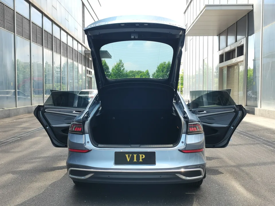 Volkswagen Lamando Lingdu L 280TSI DSG Super Hot Flagship Edition 2023 — миниатюра 5