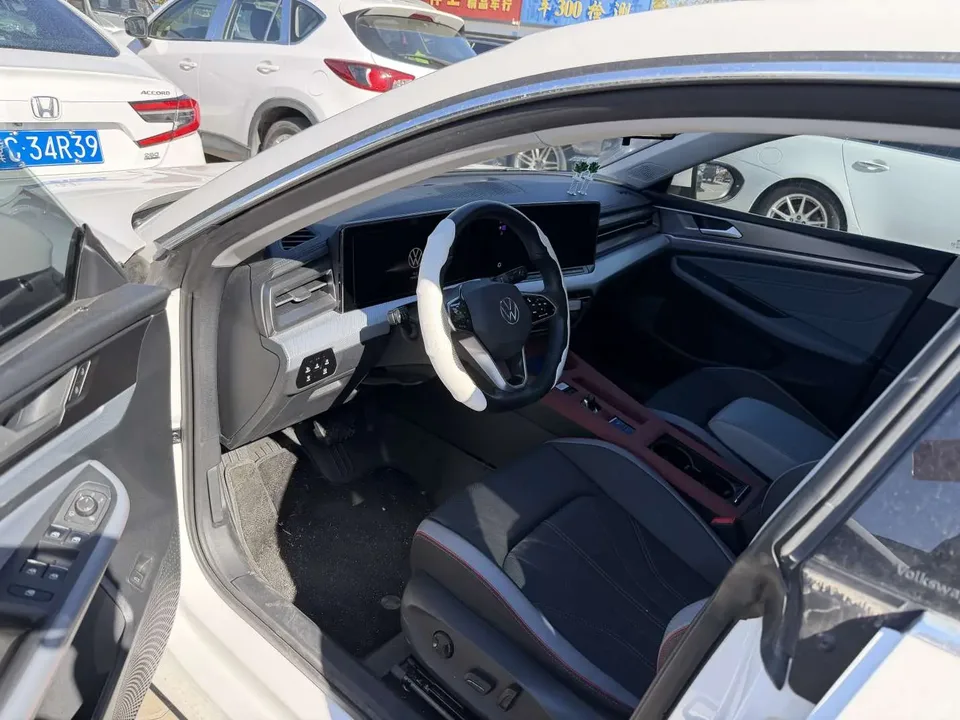 Volkswagen Lamando Lingdu 2022 Lingdu L 280TSI DSG Cool Edition 2022 — thumbnail 3