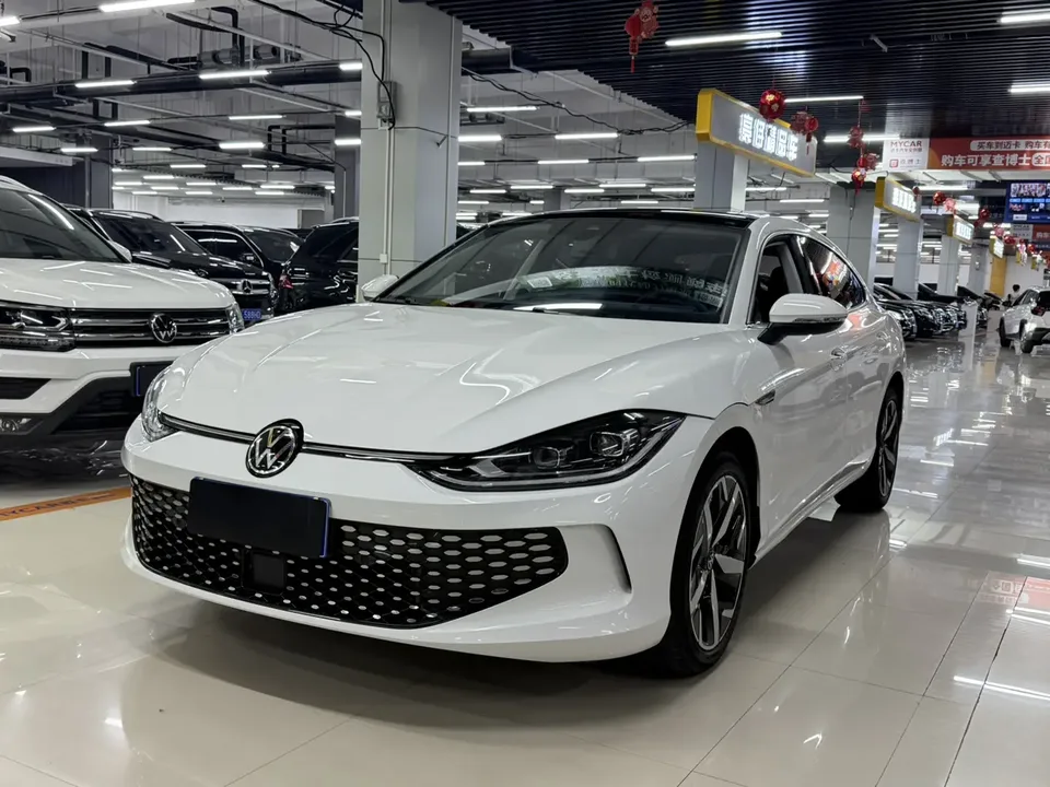 Volkswagen Lamando Lingdu 2022 Lingdu L 280TSI DSG Cool Edition 2023 — фото 1, купить с доставкой в Москву