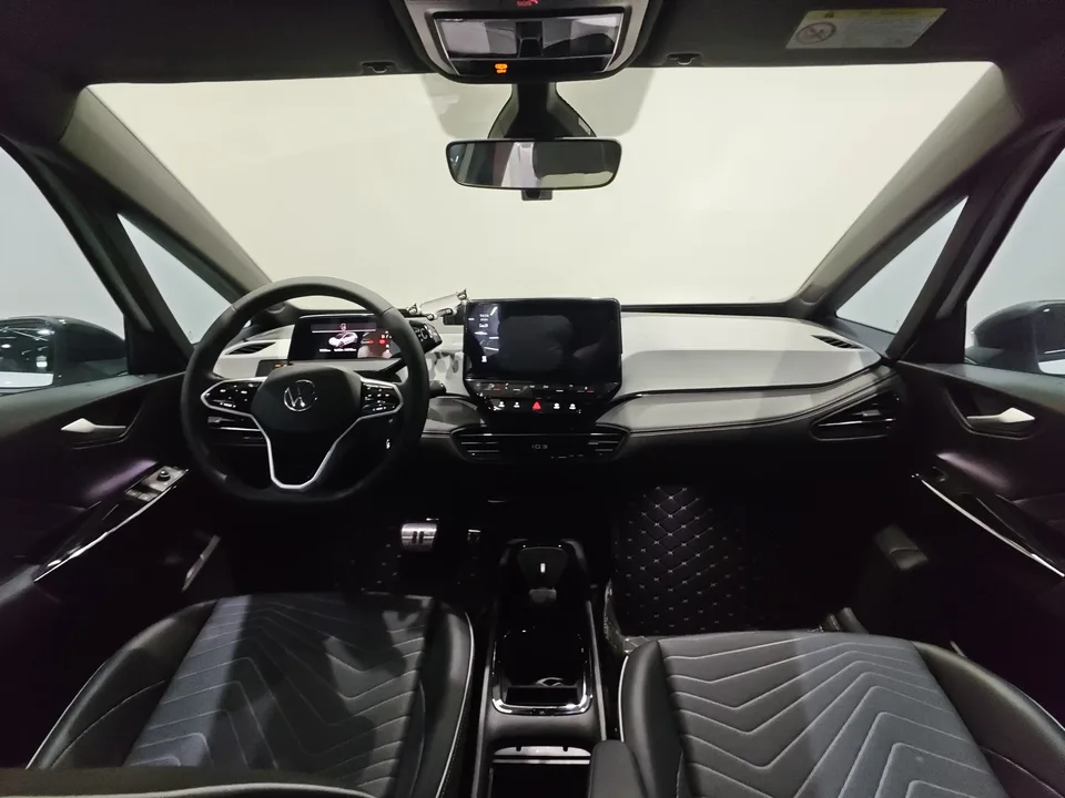 Volkswagen ID.3 Outstanding Edition 2024 — миниатюра 4