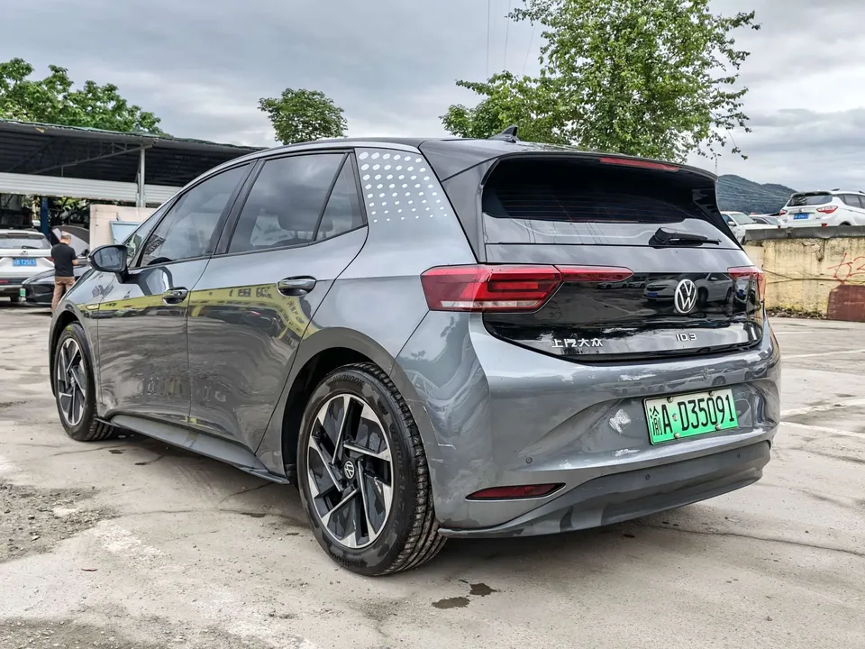 Volkswagen ID.3 Upgraded Pure Smart Edition 2024 — миниатюра 4