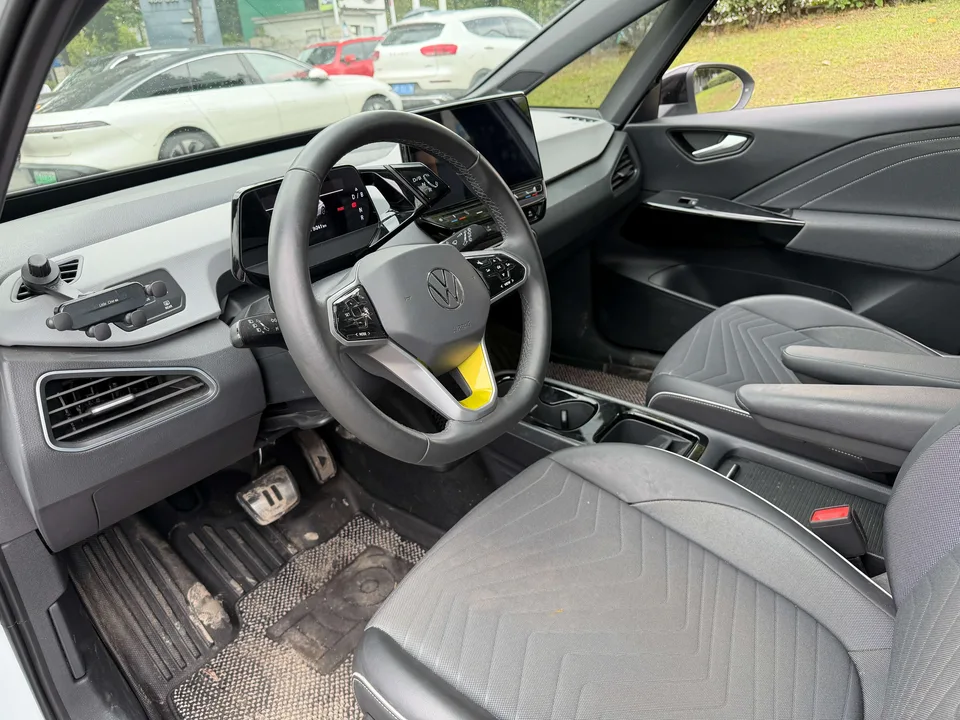 Volkswagen ID.3 Outstanding Edition 2024 — миниатюра 5