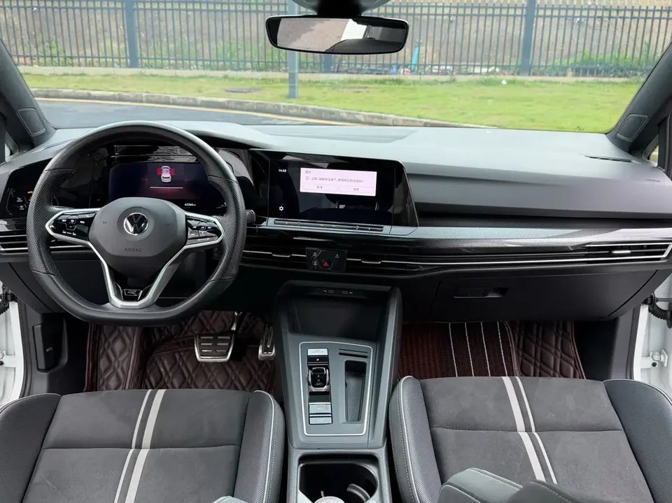 Volkswagen Golf Golf 2021 280TSI DSG R-Line 2022 — миниатюра 4