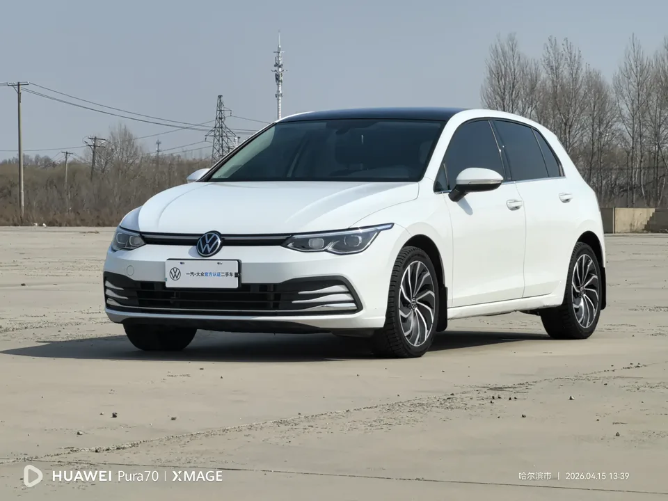 Volkswagen Golf golf 2021 280TSI DSG Pro 2022 — photo 1, buy with delivery to Moscow