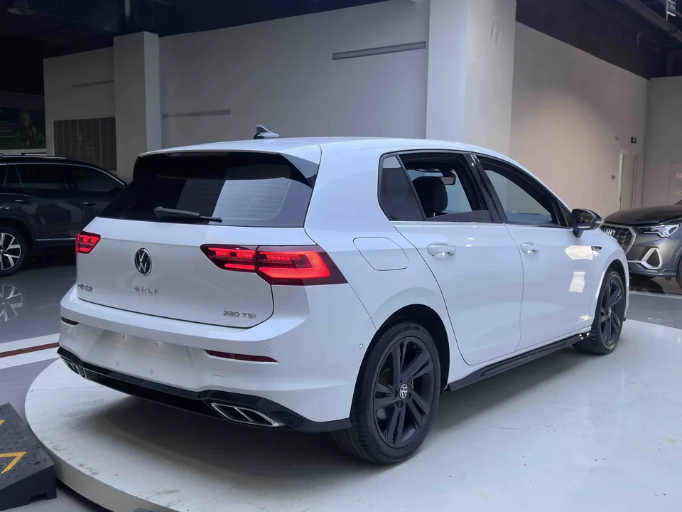 Volkswagen Golf Golf 2023 280TSI DSG R-Line Lite 2023 — миниатюра 2