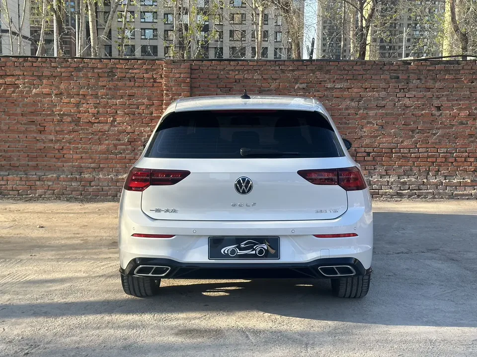 Volkswagen Golf golf 2023 280TSI DSG R-Line facelift 2023 — thumbnail 2