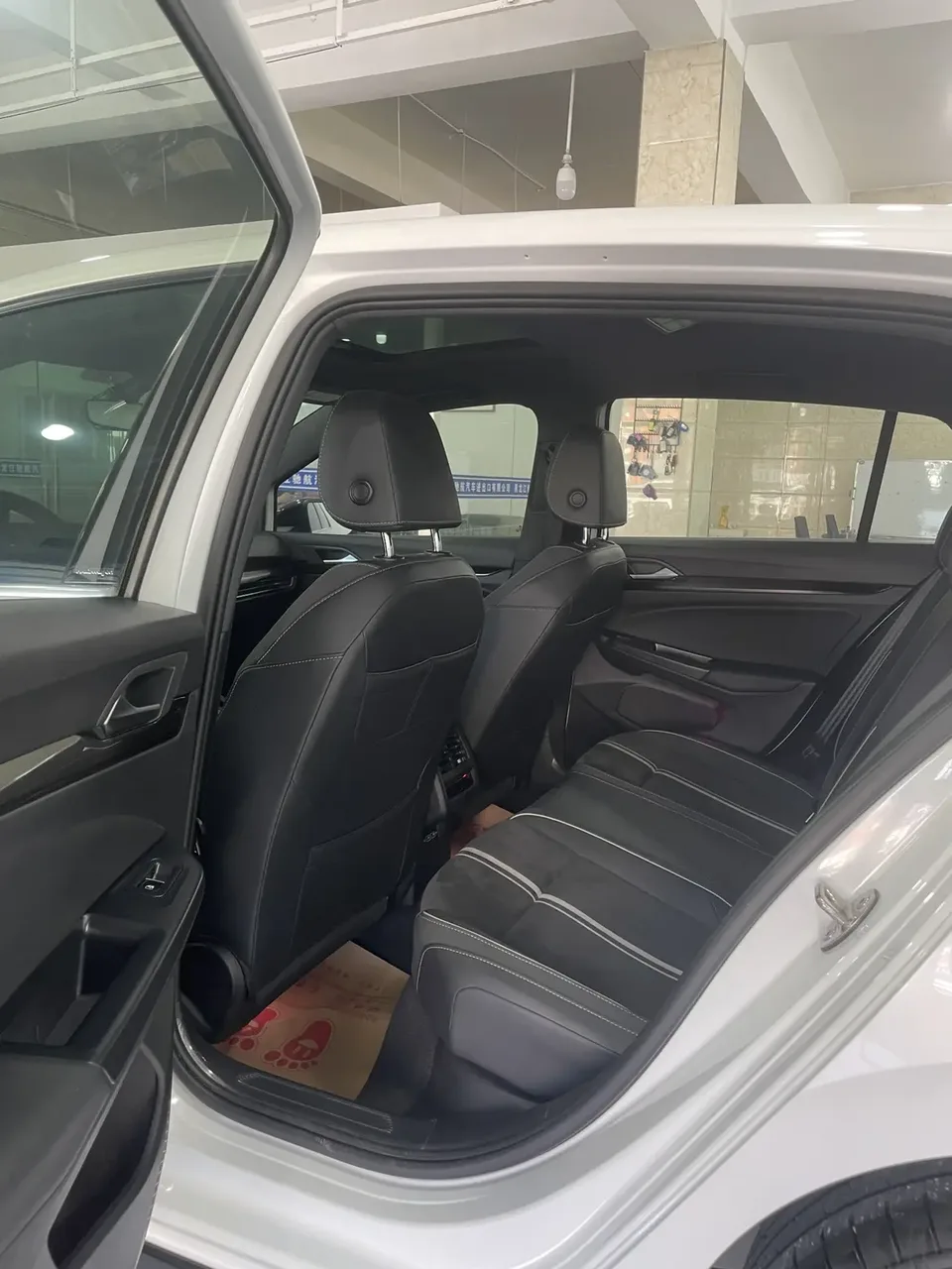 Volkswagen Golf facelift 280TSI DSG R-Line Lite 2023 — миниатюра 5