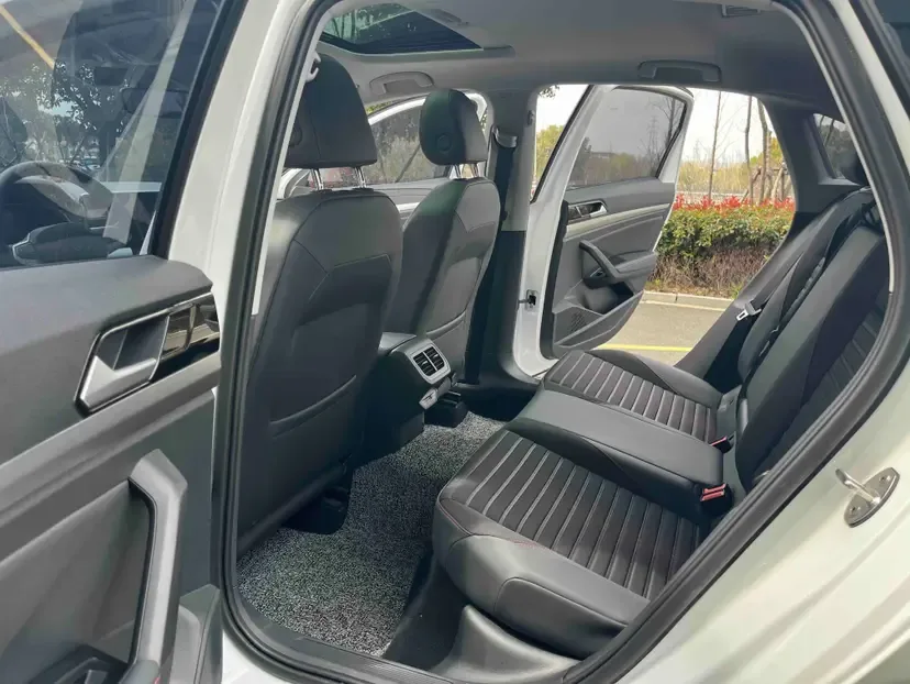 Volkswagen Lavida Lavida 2024 300TSI DSG Starry Sky Edition 2024 — thumbnail 3